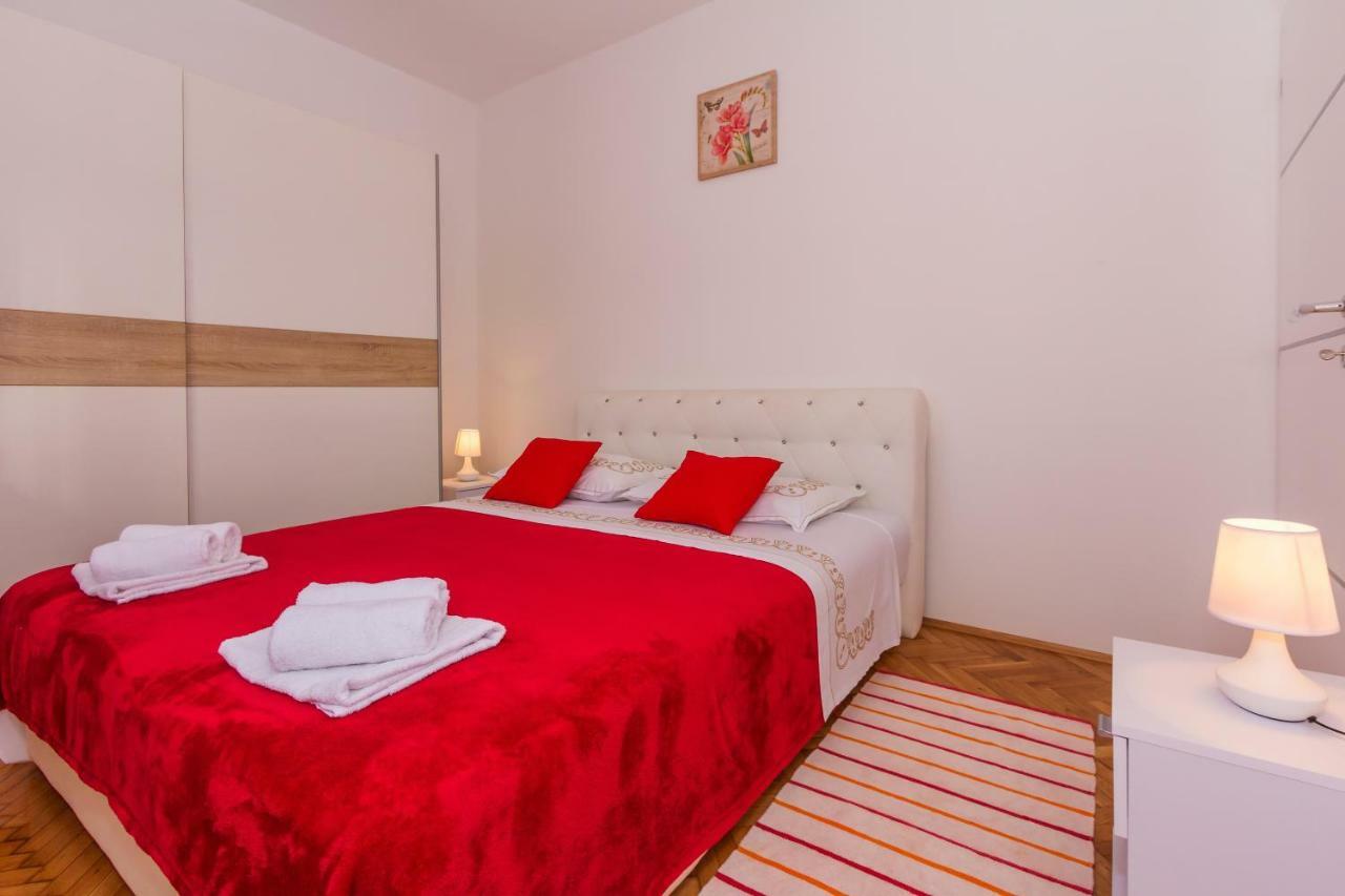 Apartment Ema Спліт Екстер'єр фото