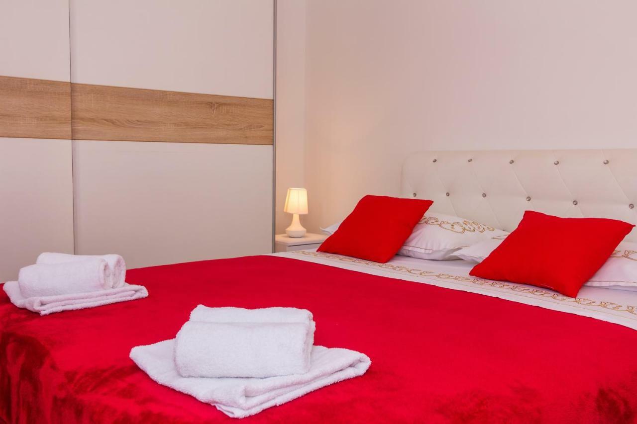 Apartment Ema Спліт Екстер'єр фото