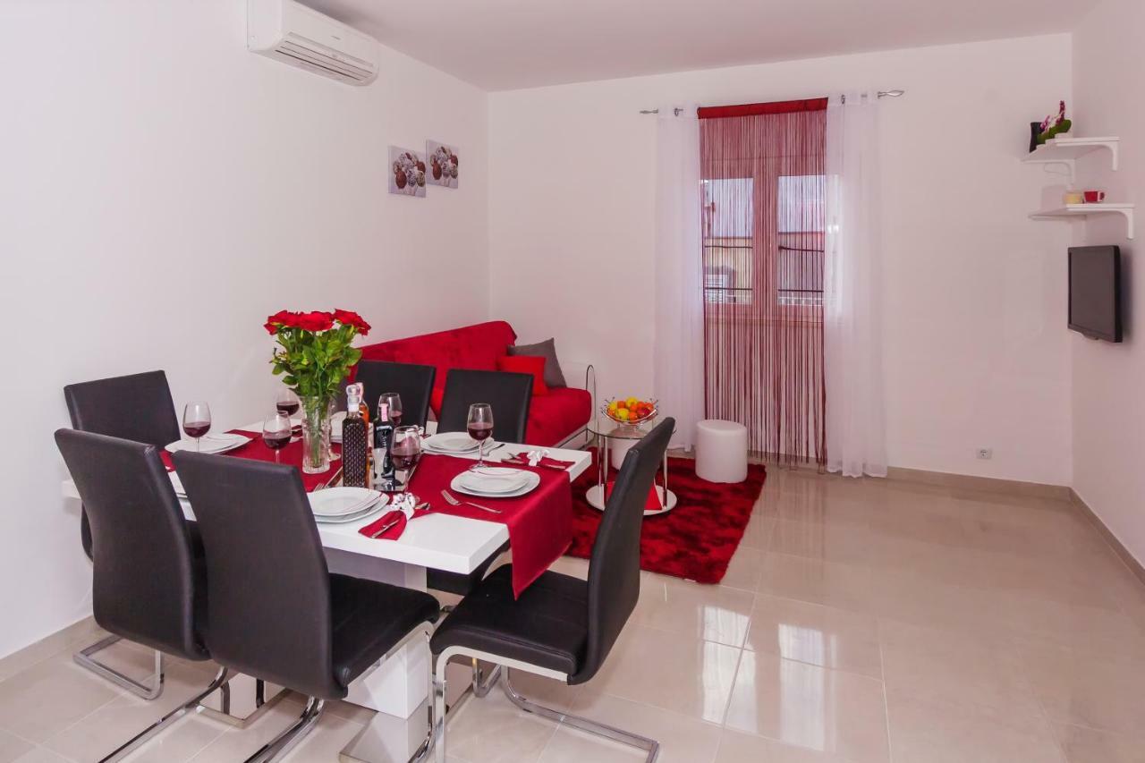 Apartment Ema Спліт Екстер'єр фото